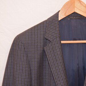 Boss 2 Button Blazer 36R NWT